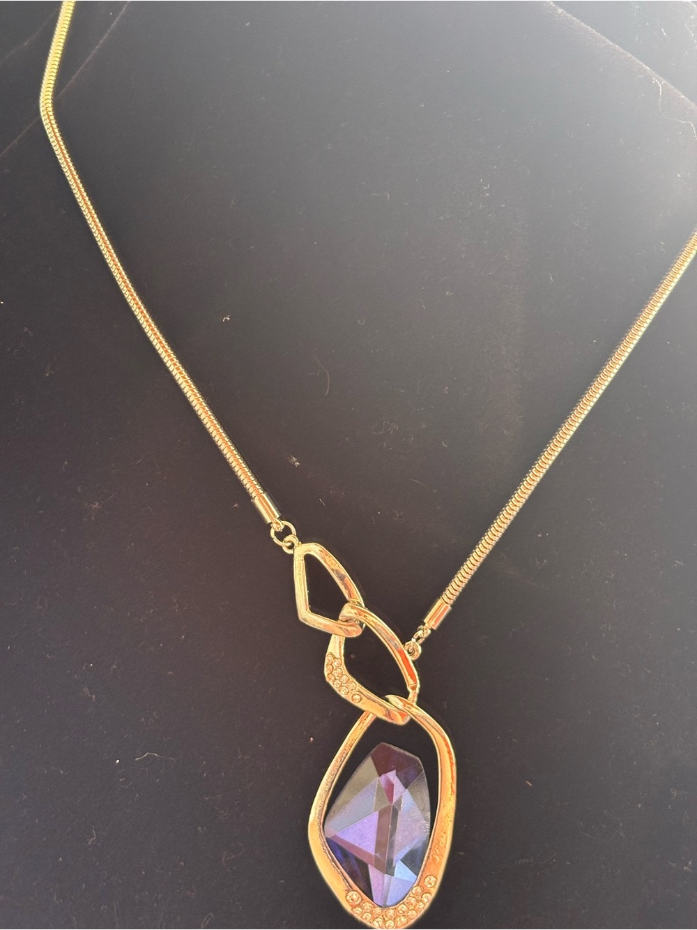 Gold-Tone Pendant Necklace with blur Crystal